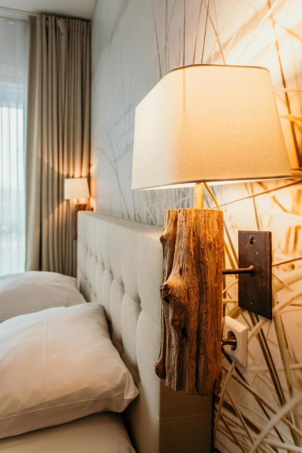 Hotel De Zeeuwse Kust レーネスセ エクステリア 写真