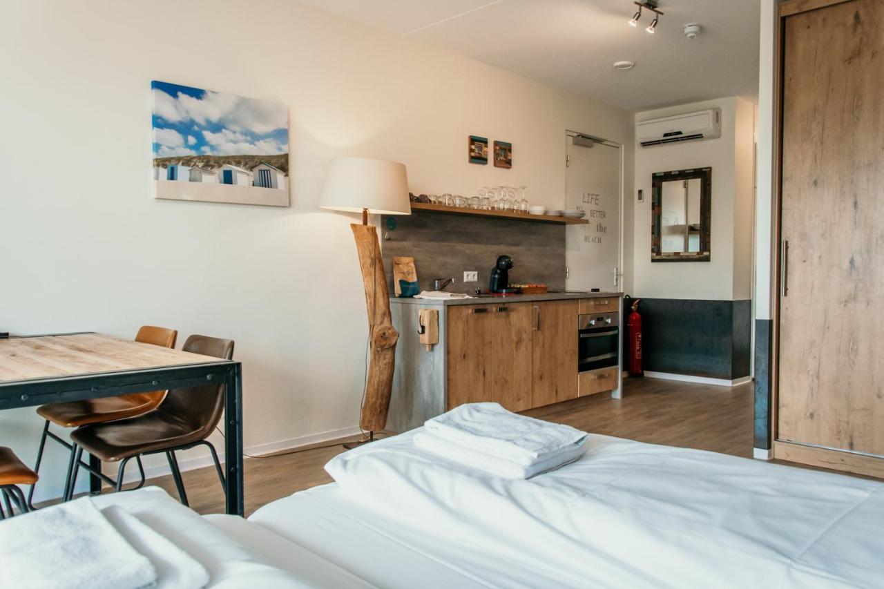 Hotel De Zeeuwse Kust レーネスセ エクステリア 写真