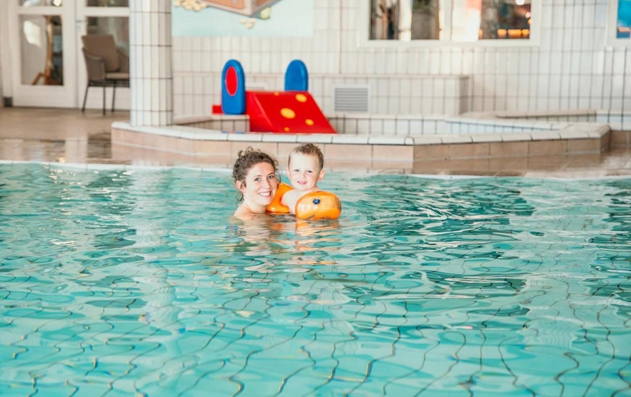 Hotel De Zeeuwse Kust レーネスセ エクステリア 写真