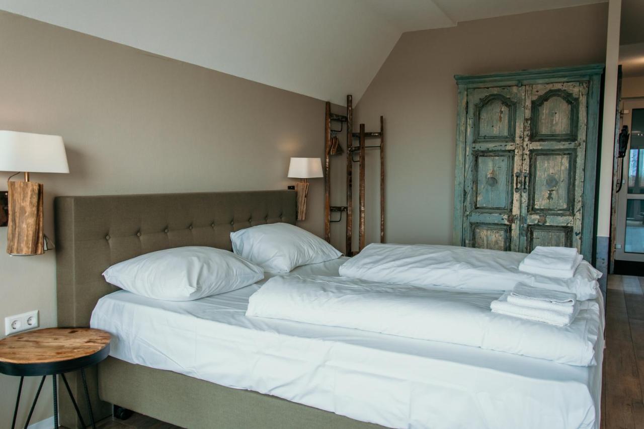 Hotel De Zeeuwse Kust レーネスセ エクステリア 写真