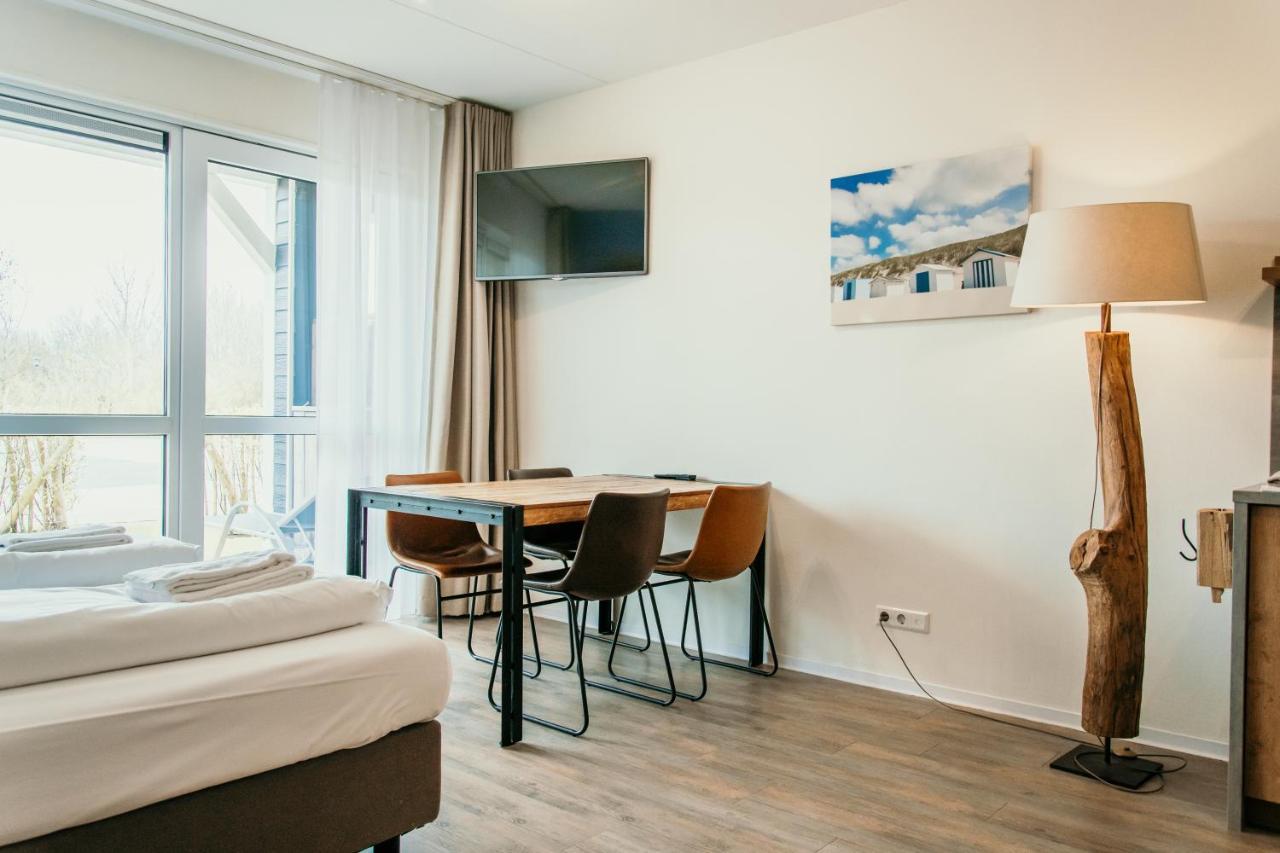 Hotel De Zeeuwse Kust レーネスセ エクステリア 写真